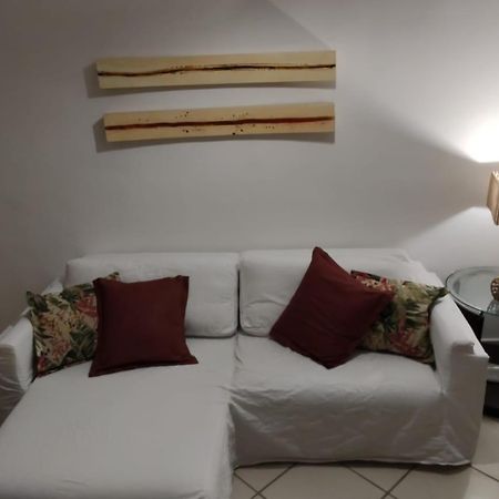 Cabo Frio Praia Do Forte, 50M Praia Apartment Екстериор снимка